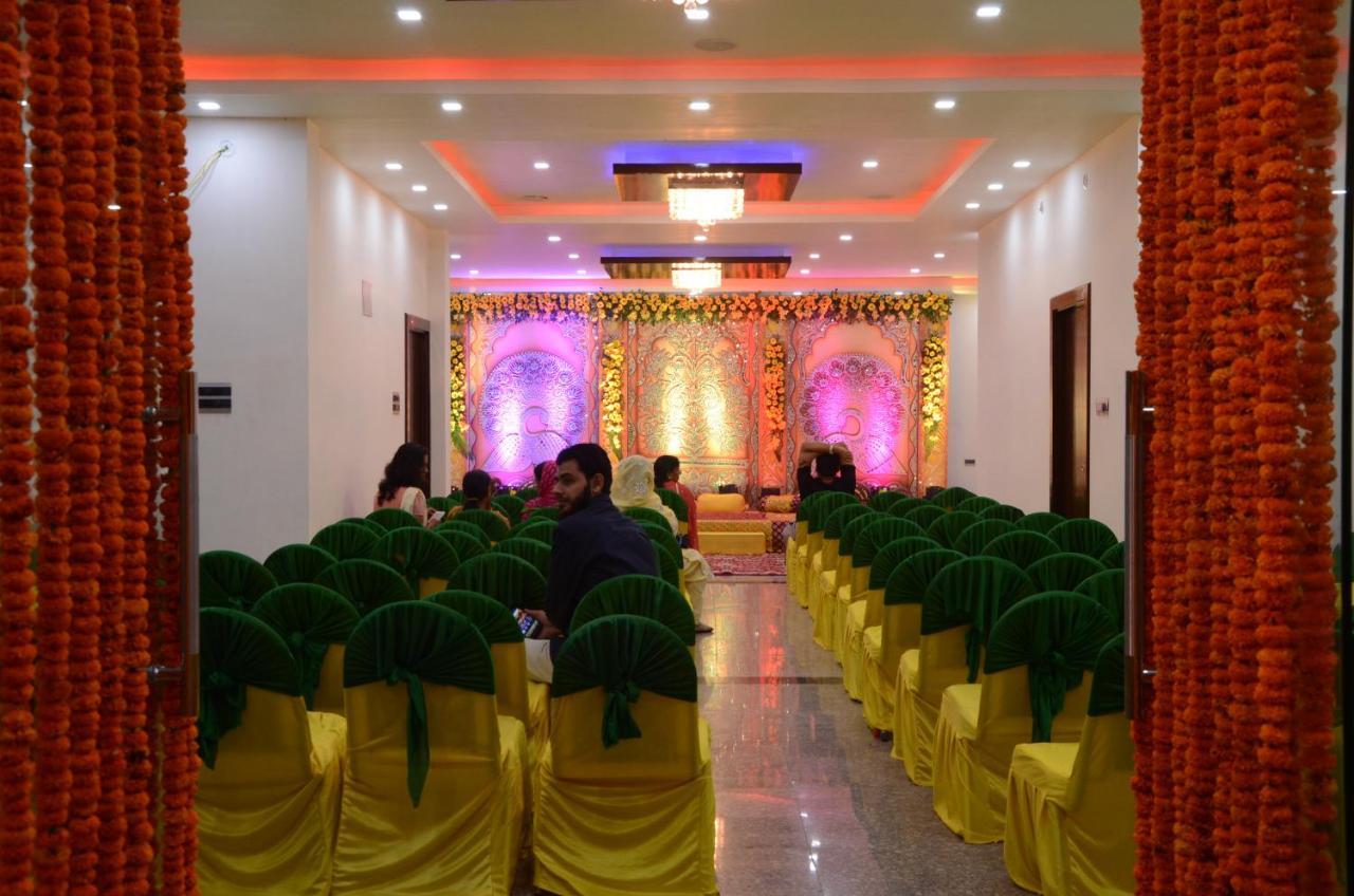 Arsh Residency Hotell Lucknow Exteriör bild